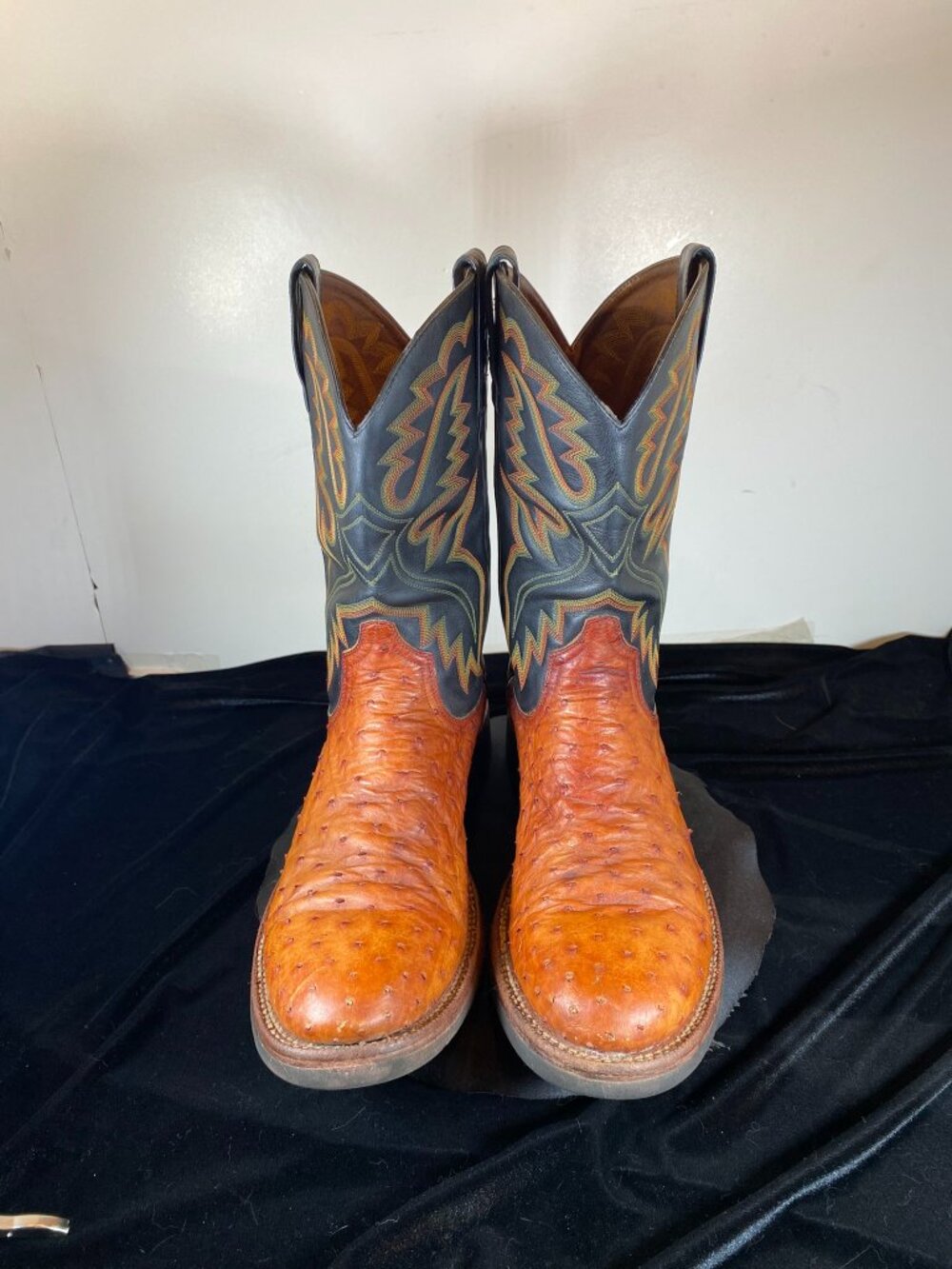 Men's 12D Ariat Ostrich Leather Western Boots, Calf Quilt, Full Quill Vamp